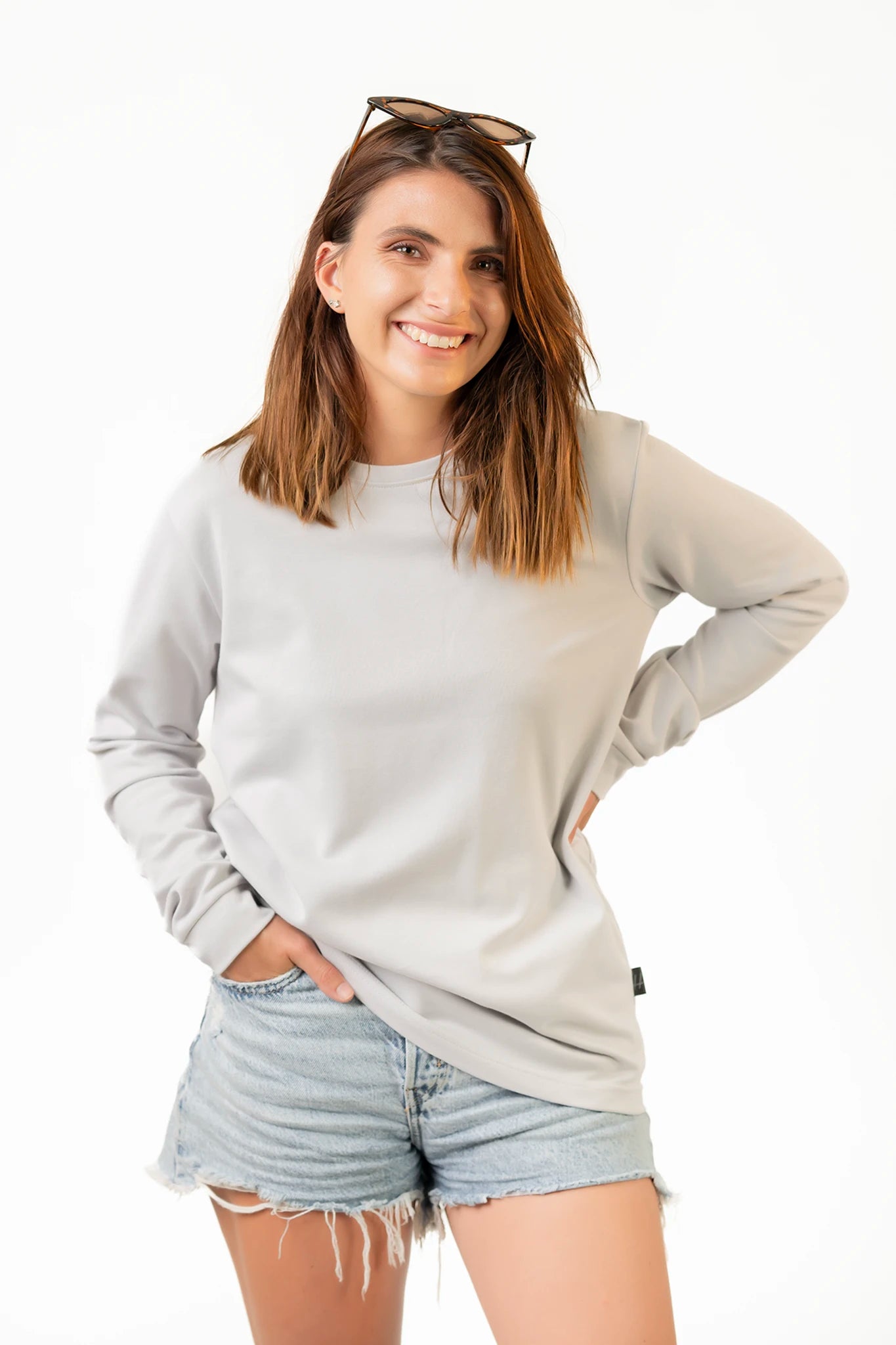 Unisex Long Sleeve T-Shirt - Pearl Rever ladies