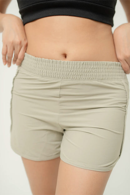 Habito Women Short Black Front Closeup